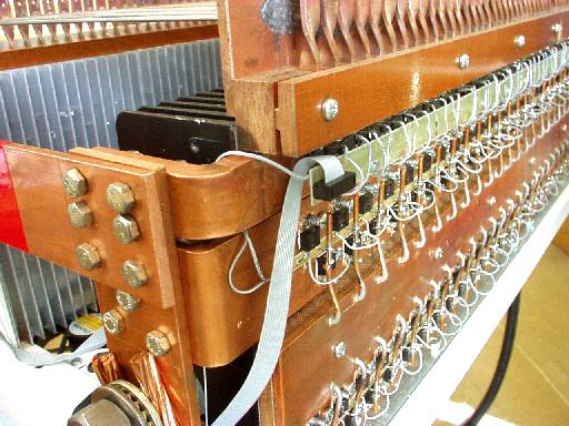 vybíjecí zátěž 6V 2400/6000A řada tranzistorů, druhá strana